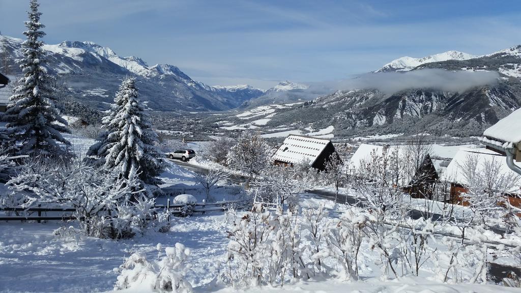 Studio Barcelonnette Ubaye, Provence Enchastrayes ภายนอก รูปภาพ